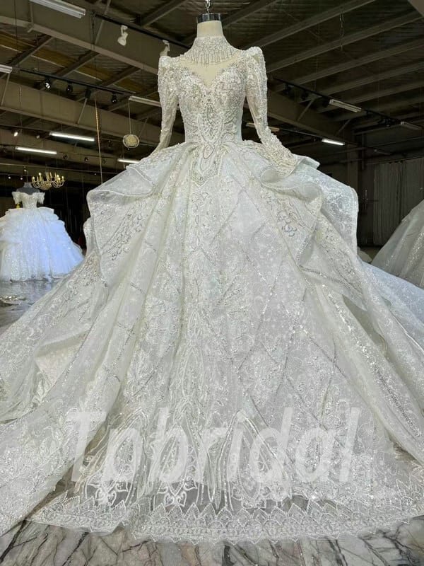 ball gown long sleeve wedding dress-1090002