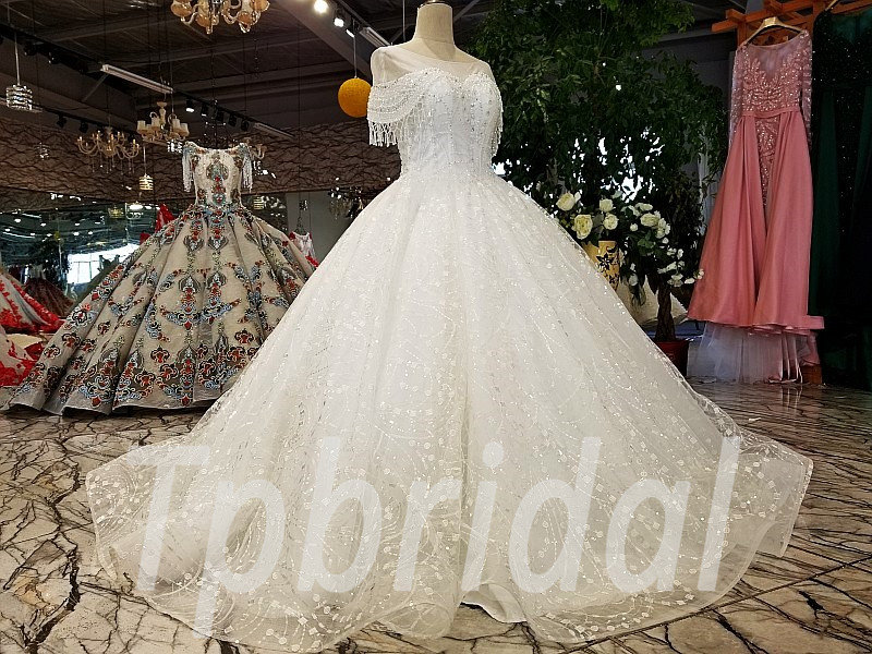 Ball Gown Wedding Dress with Bling Off Shoulder Ivory Bridal Dress