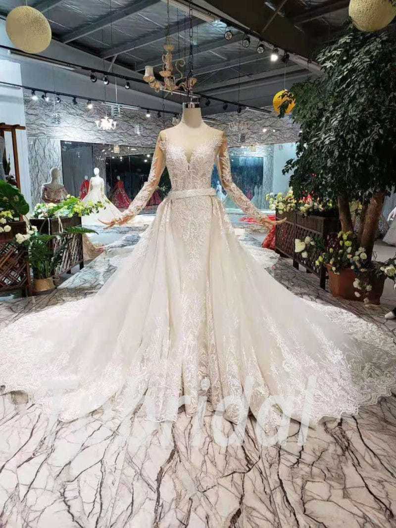 gown with detachable train