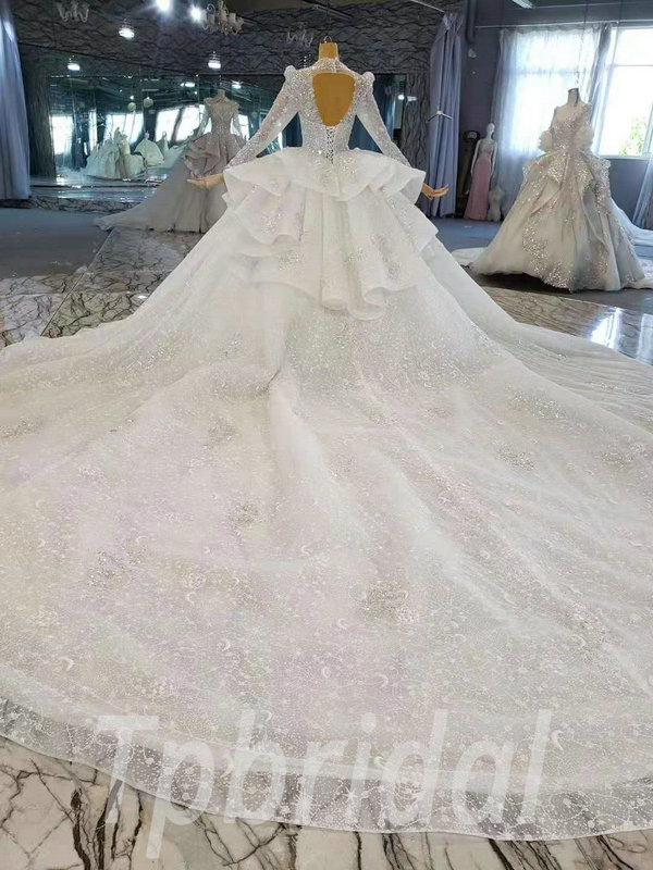 Beaded Long Sleeve Wedding Dress Ball Gown With Veil 2021