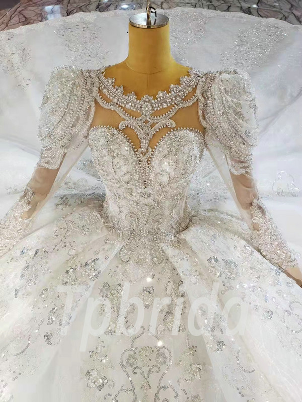 Luxury Ball Gown Wedding Dresses Beaded Long Sleeve With Train