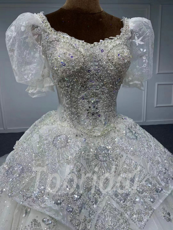 Heavy Beaded Wedding Dresses Short Sleeve Lace Ball Gown With Train