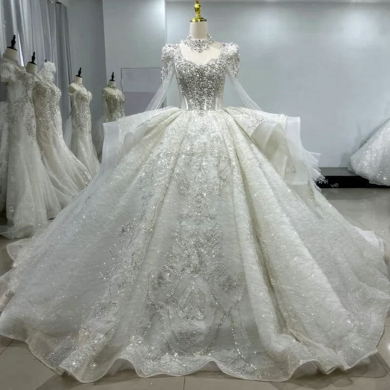 cathedral wedding dress 1606-05